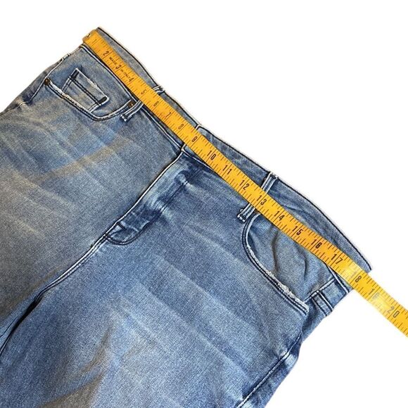 PARKER SMITH Raw Hem Flare Jeans - Picture 15 of 16